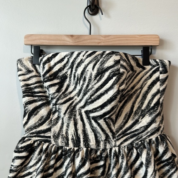 NWOT Lavender Brown zebra print strapless cocktail dress S - Picture 2 of 9